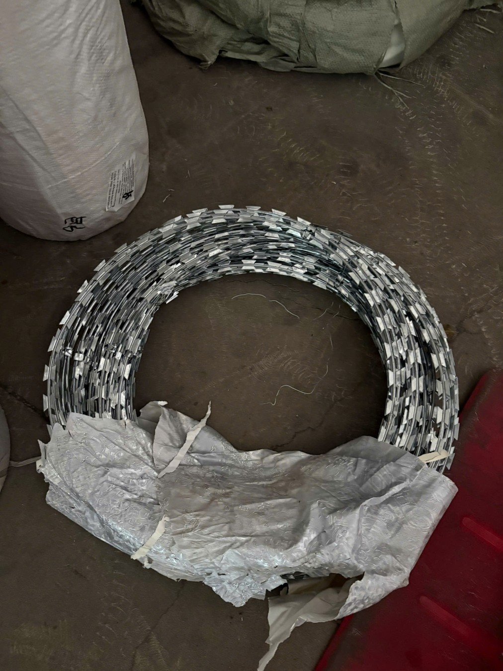 KẼM LƯỠI BÚA D50CM